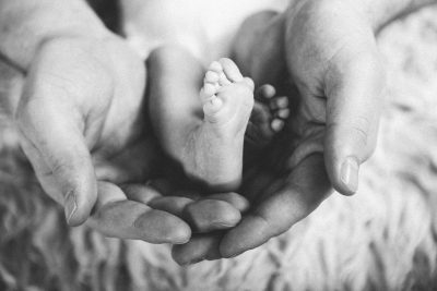 Neugeborene - Fotografin Guelten Hamidanoglu Koeln  newborn  9 von 17 400x267