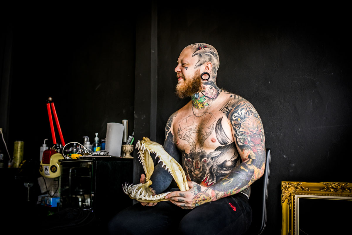 Bogatyr Tattoo in Thailand - Fotografin Guelten Hamidanoglu Koeln portraits  3857